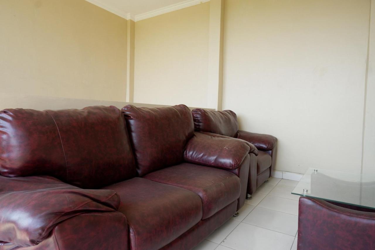 Reddoorz Near Padang Golf Adisucipto Hotel Potrojayan Exterior photo